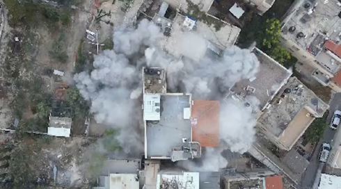 כוחות הביטחון הרסו את בית המחבל מהפיגוע בנווה יעקב