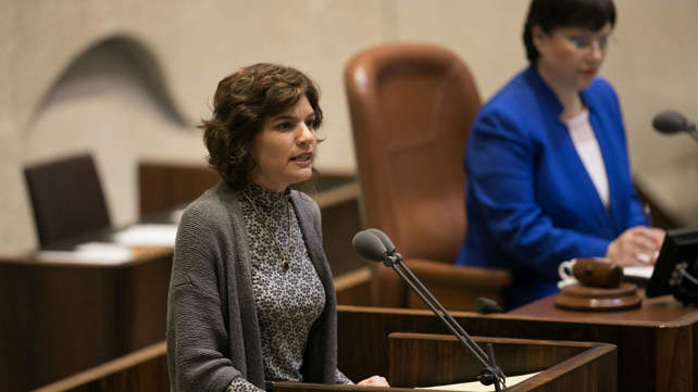 תמר זנדברג בנאום במליאת הכנסת