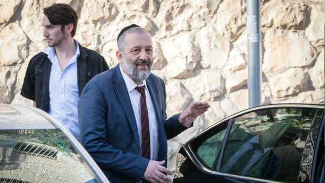 אריה דרעי