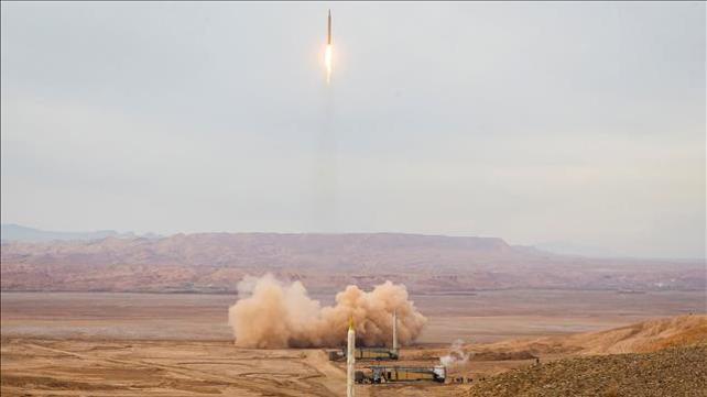 טיל משוגר במסגרת תרגיל באיראן, דצמבר 202
