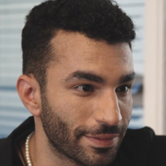 מחבר יקיר שוקרון