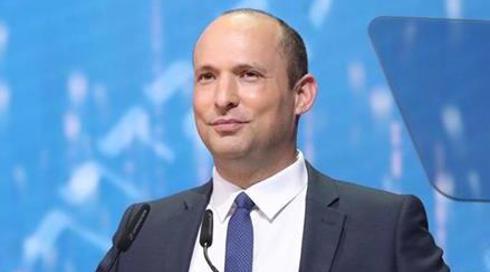 בנט על המפלה בבחירות: "קמים וממשיכים קדימה"
