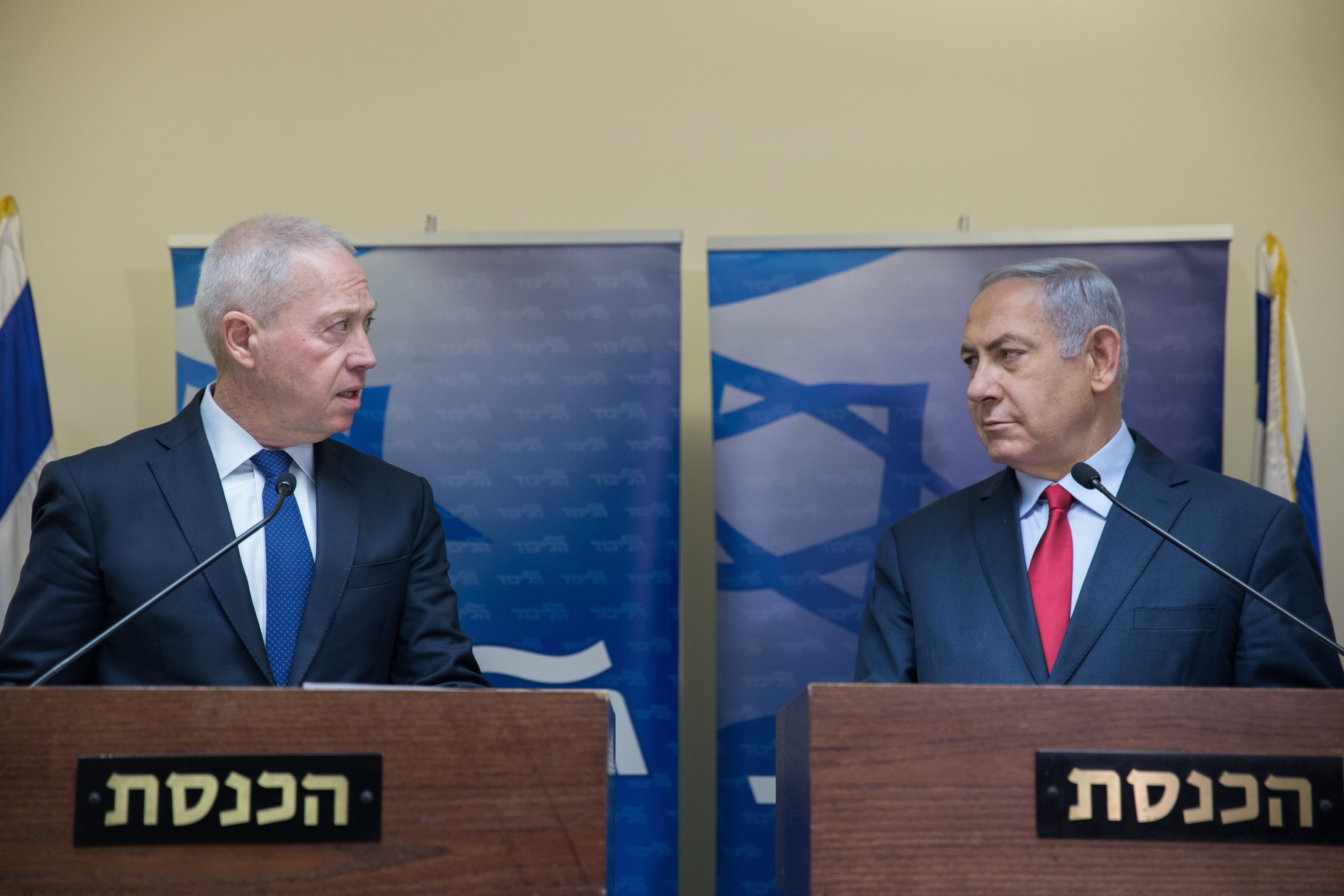 נתניהו וגלנט ב-2019
