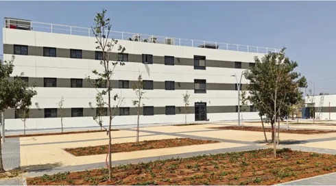 אדם התנפל על מאבטחי אגף השיקום בב"ש - ונורה ברגלו