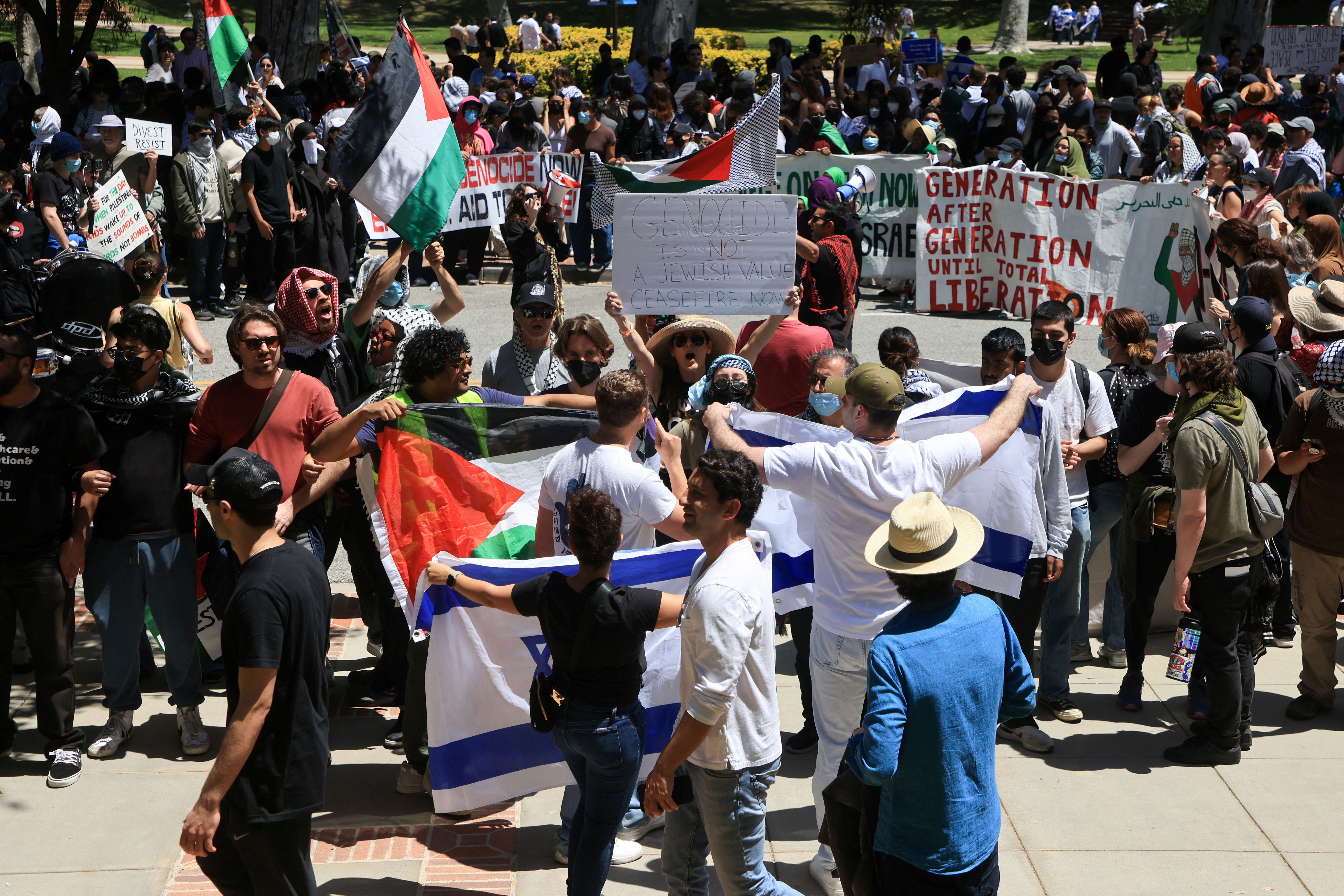 עימותים פרו פלסטינים פרו ישראלים UCLA