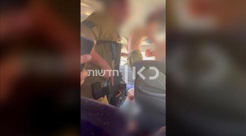 צרורות ירי וצרחות: התיעוד הדרמטי מתוך האוטובוס בזמן הפיגוע בבקעה | בלעדי