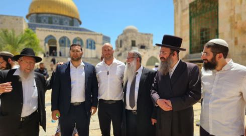 ראש שב"כ לקבינט: שינויים בהר הבית עלולים להביא להתפרצות על סף אינתיפאדה
