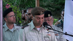 מדוע בצה"ל לא מאשרים לעטות את סיכת החטופים? המאבק של משפחת מצגר