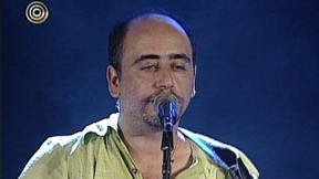 מיכה שטרית מופיע בפסטיבל לילות יפו העתיקה. 30.7.1998