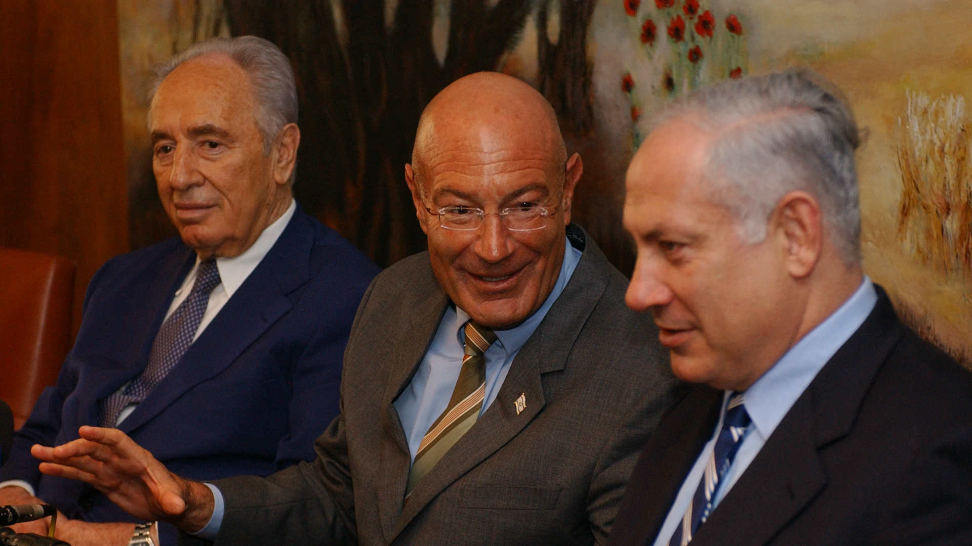 בנימין נתניהו, ארנון מילצ'ן ושמעון פרס