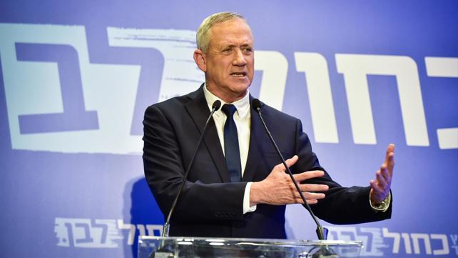 בני גנץ 