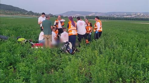 צנחן בן 30 נהרג כשנפל מגובה לתוך שדה חיטה