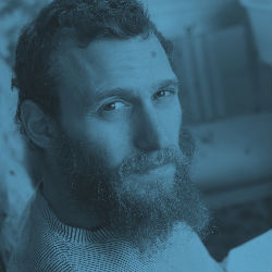 אמיר מנשהוף | "צריך לדבר על אובדנות בצבא"