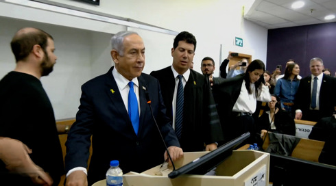 ההגנה הטובה יותר היא התקפה? כך נראה היום השני של עדות נתניהו