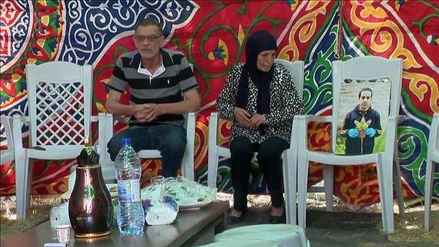 "עניין של רוח המפקד": המשפחות שנהרסו בגלל אצבע קלה על ההדק