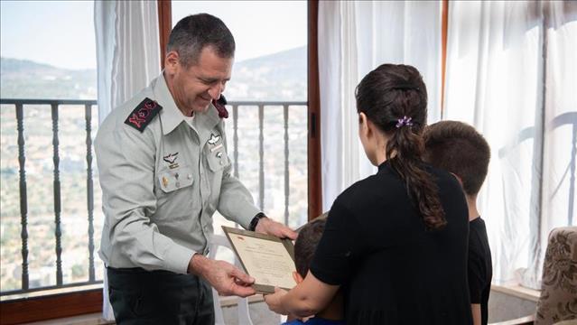 אלמנתו של סא"ל מ' שנהרג בחאן יונס בעת קבלת הצל"ש 22.09.19