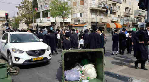 מות התינוק באשדוד: ההורים נעצרו, ביהמ"ש אישר את נתיחת הגופה