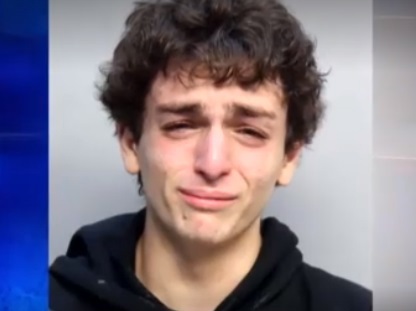 אברהם גיל, בנו של דיפלומט החדשות בדריסת שוטר בארצות הברית