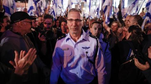 אשד למפכ"ל: "אתה נכנע לשיקולים פוליטיים"