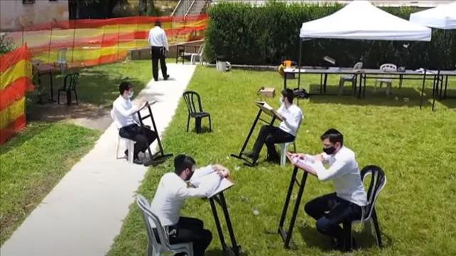 הישיבה החרדית הראשונה שחזרה ללימודים, 6 במאי 2020