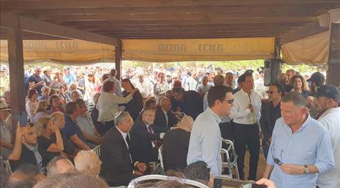 "זכיתי שהיית האבא שלי": חבר הכנסת לשעבר אילן גילאון הובא למנוחות