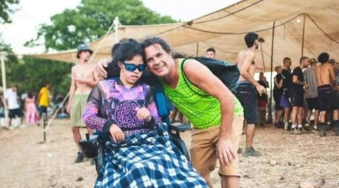 עם אביה עד הסוף: רות בעלת הצרכים המיוחדים נרצחה ברעים