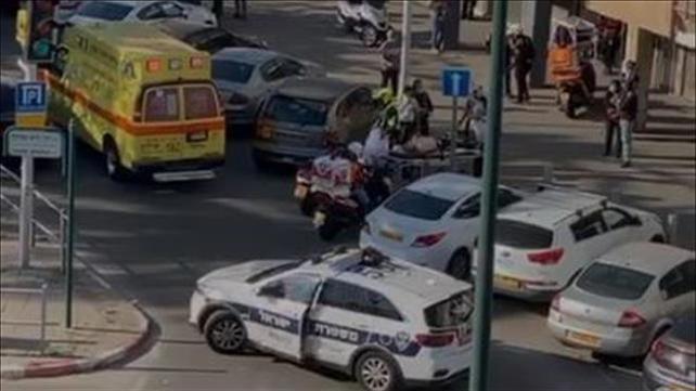 דקירה במספרה בבת ים 10.05.20