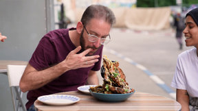 פריקסה רוסי, שיגעון הודי: כאוס בצלחת בשוק תלפיות | מקורב לצלחת