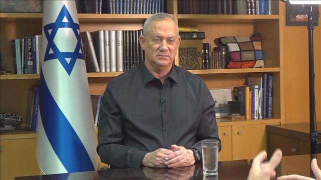 בני גנץ