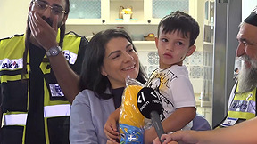 "ילד גיבור": המפגש המרגש בין יובל הקטן לאזרחים שאיתרו אותו אחרי יממה של חיפושים