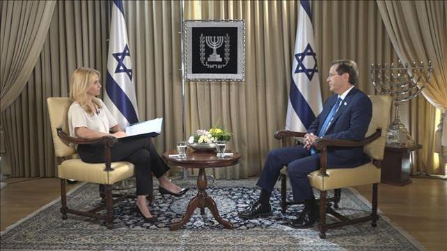 נשיא המדינה יצחק הרצוג בריאיון למיכל רבינוביץ', חדשות הערב 05.09.21