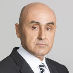 מחבר ריאד עלי 