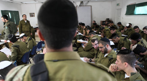 צה"ל: ללא סנקציות והסכמות עם החרדים לא נצליח לעמוד ביעד גיוס של 3,000 חרדים