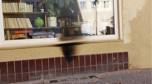 ברלין: הוצת פאב שאירח פעולות למאבק באנטישמיות