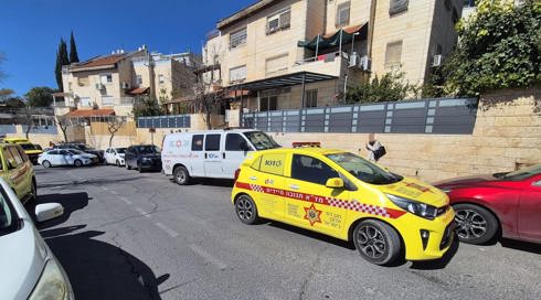אישה בת 62 נפצעה קשה, החשד: