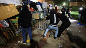 עימותים אלימים UCLA 01.05.2024