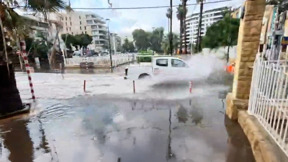 בסוף ספטמבר: הגשם הראשון הגיע, שבר שיאים - וגרם להצפות בנהריה