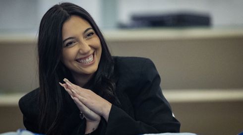 יובל רפאל נחתה בארץ: "הניצחון לא שלם בלי שישובו החטופים"