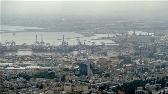 בתי זיקוק בחיפה 