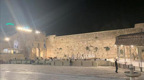 פרסום ראשון: בשל המתיחות בירושלים - בוטל טקס השבעת לוחמים בכותל