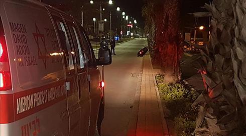 הקטל בדרכים: רוכב אופנוע בן 25 נהרג בתאונה באשדוד