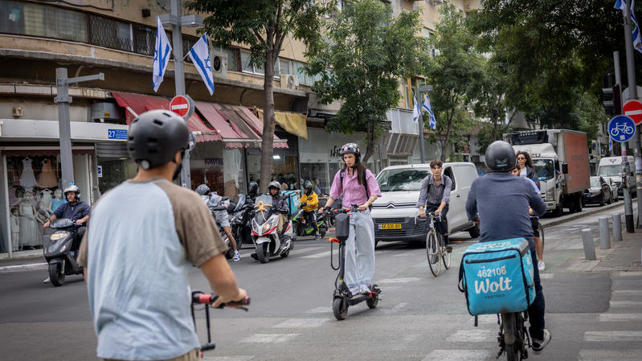 קורקינט ואופניים חשמליים בתל אביב