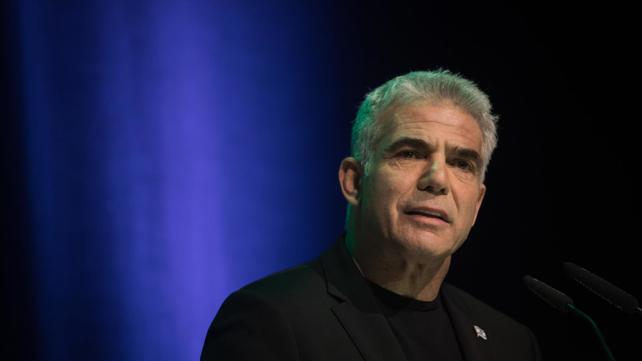 לפיד בכנס התנועה לאיכות הלשטון במודיעין, פברואר 2019