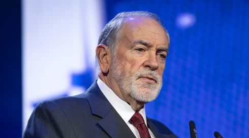 מייק האקבי בירושלים, בחודש שעבר