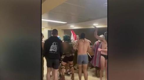 מפקדים בצנחנים תועדו רוקדים בעירום ונשפטו ל-28 ימי ריתוק