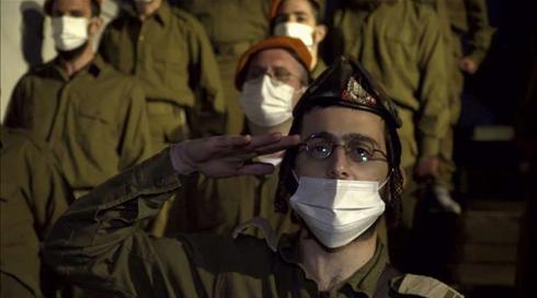 "אף פעם לא מאוחר לתת למדינה": נכדיהם של בכירי הרבנים החרדים שמתגייסים לפיקוד העורף