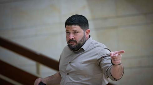 תלונה הוגשה נגד ח"כ אלמוג כהן שהתפרץ להרצאה באוני' בן גוריון