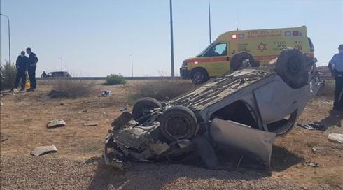 שני הרוגים בהתהפכות כלי רכב בכביש 6 סמוך לבאר שבע