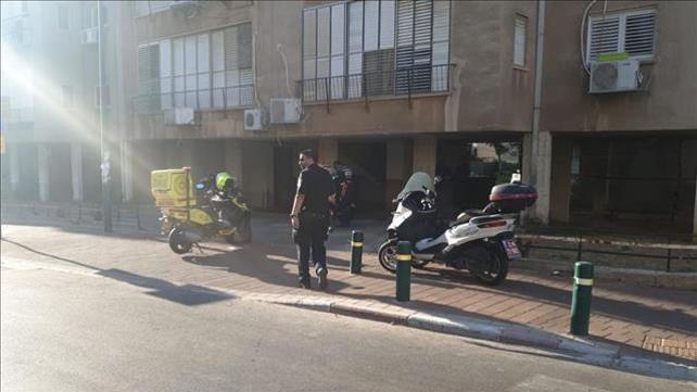 דחיפה מבניין פ"ת