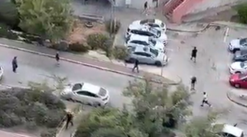 הירי, הבריחה ברגל והניטרול: תיעוד הפיגוע במעלה אדומים